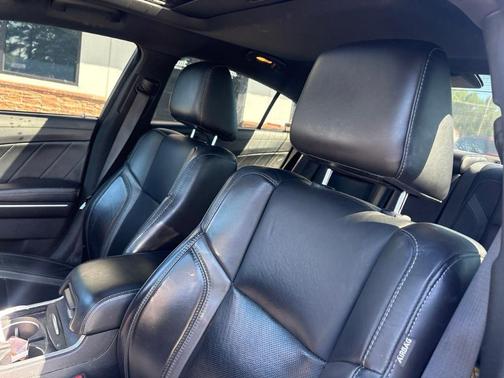 Hellraisin 2021 Dodge Charger SXT