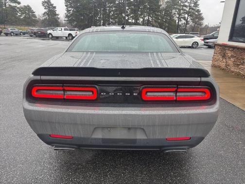 2017 Dodge Challenger R/T