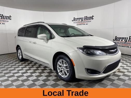 2020 Chrysler Pacifica Touring-L