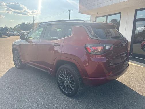 2022 Jeep Compass Altitude