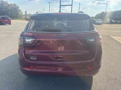 2022 Jeep Compass Altitude