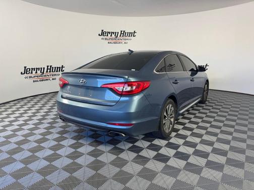 2017 Hyundai SONATA Sport