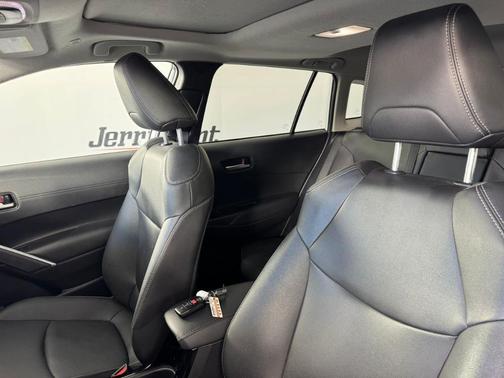 White 2024 Toyota Corolla Cross XLE