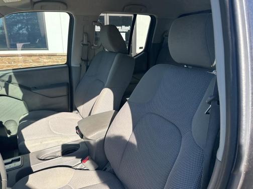 2018 Nissan Frontier SV