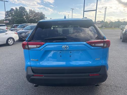 2020 Toyota RAV4 XLE Premium