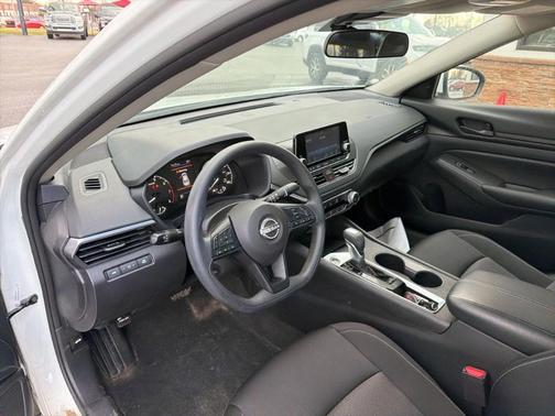 2023 Nissan Altima 2.5 S