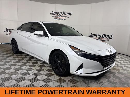 2021 Hyundai ELANTRA SEL