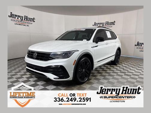 2022 Volkswagen Tiguan 2.0T SE R-Line Black