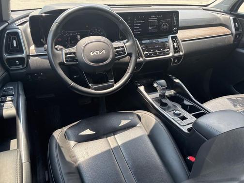 2022 Kia Sorento X-Line EX