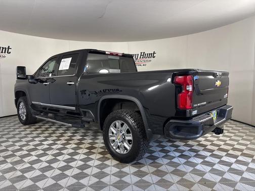 2024 Chevrolet Silverado 2500 High Country