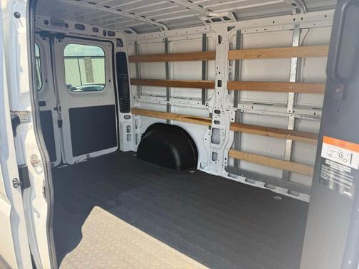 2023 RAM ProMaster 2500 Base