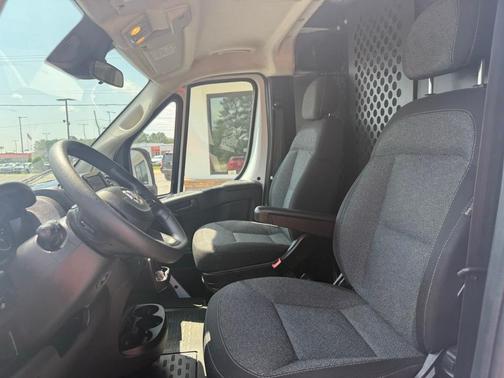 2023 RAM ProMaster 2500 Base