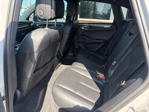 Gray 2022 Porsche Macan Base