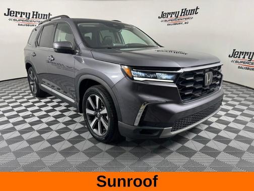 2023 Honda Pilot Touring
