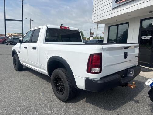 2022 RAM 1500 Classic SLT