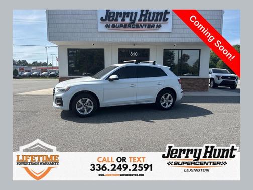 Glacier White Metallic 2023 Audi Q5 40 Premium