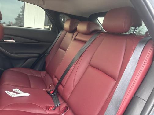 2025 Mazda CX-30 2.5 S Carbon Edition