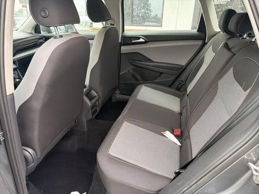 2023 Volkswagen Taos 1.5T S