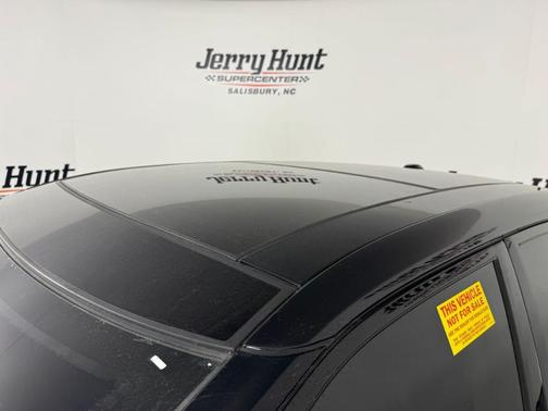 2023 Nissan Maxima Platinum