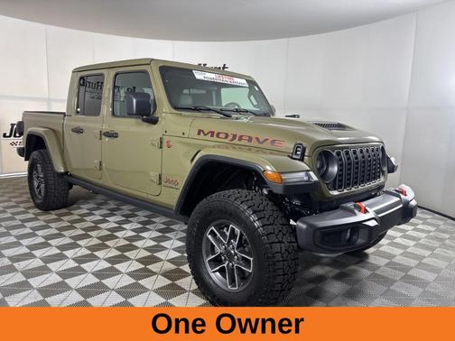 41 2025 Jeep Gladiator Mojave