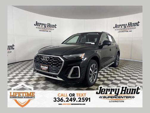 Mythos Black Metallic 2023 Audi Q5 45 S line quattro Premium