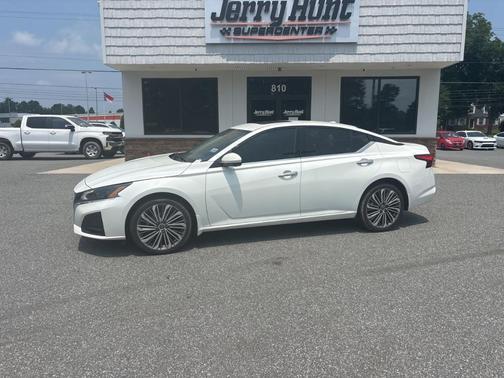 2023 Nissan Altima 2.5 SL