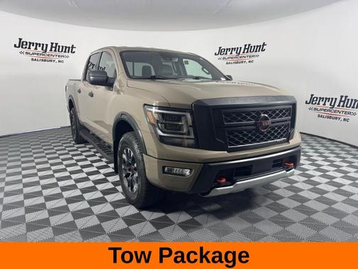 2024 Nissan Titan PRO-4X