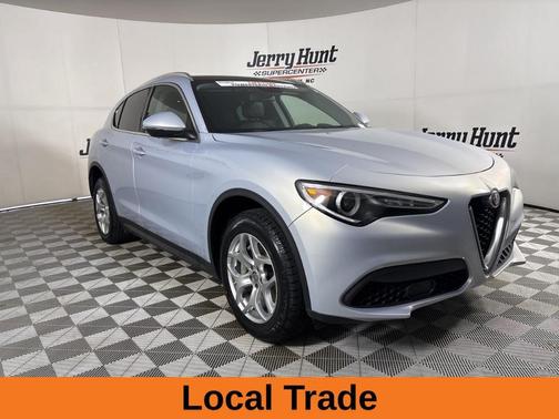 2021 Alfa Romeo Stelvio Base