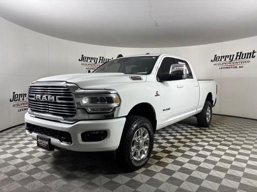 Bright White Clearcoat 2024 RAM 2500 Laramie