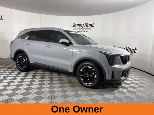 2024 Kia Sorento S