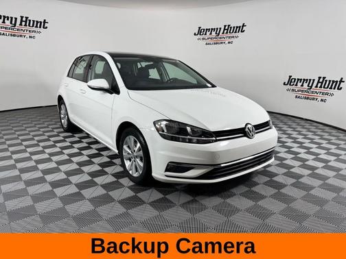 2018 Volkswagen Golf TSI SE