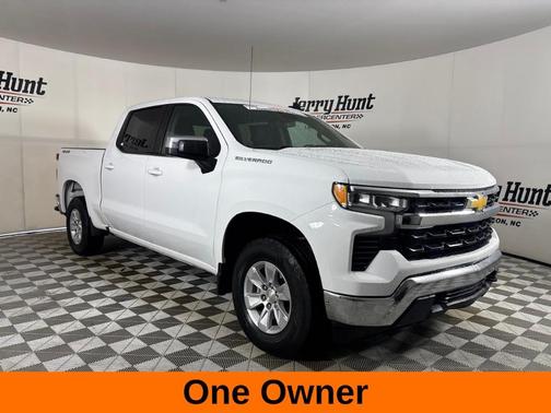 Summit White 2023 Chevrolet Silverado 1500 LT