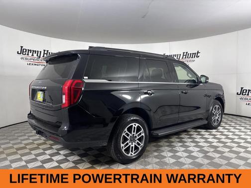 Black Metallic 2025 Ford Expedition Active