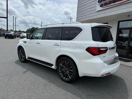 2024 INFINITI QX80 SENSORY