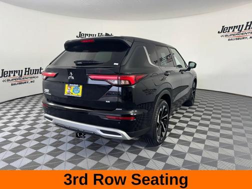 2022 Mitsubishi Outlander SE