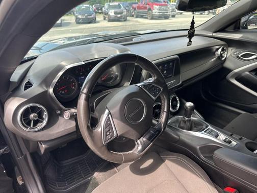 2019 Chevrolet Camaro 1LT