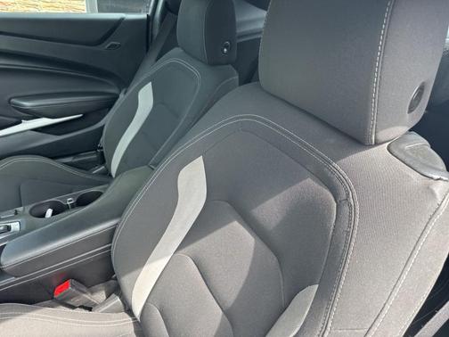 2019 Chevrolet Camaro 1LT