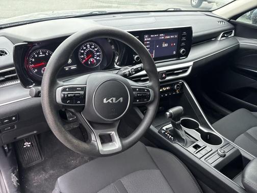 2023 Kia K5 LXS