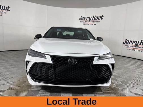 White 2019 Toyota Avalon XLE Touring