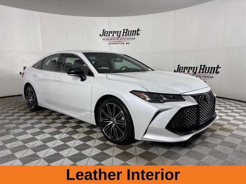 White 2019 Toyota Avalon XLE Touring