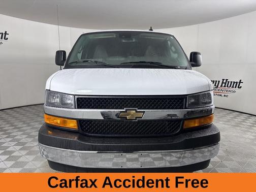 2024 Chevrolet Express 3500 LT