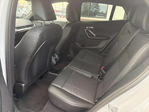 2025 BMW X2 xDrive28i