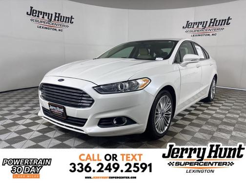 2016 Ford Fusion SE