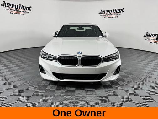 2024 BMW 330 i