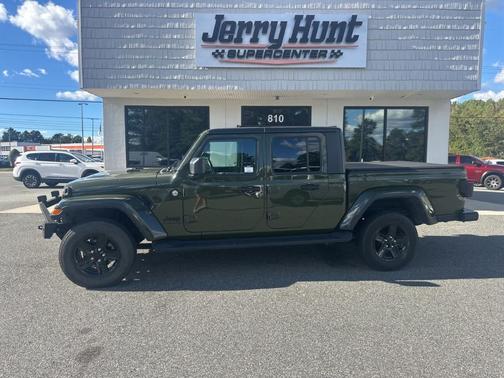 2021 Jeep Gladiator Sport