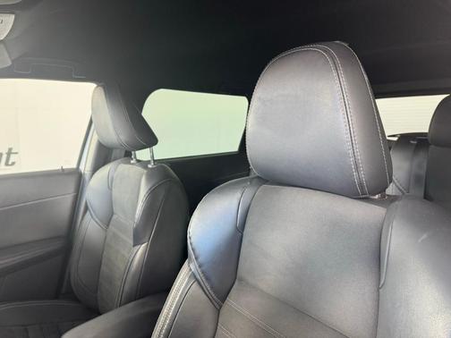 2023 Mitsubishi Outlander SE Black Edition