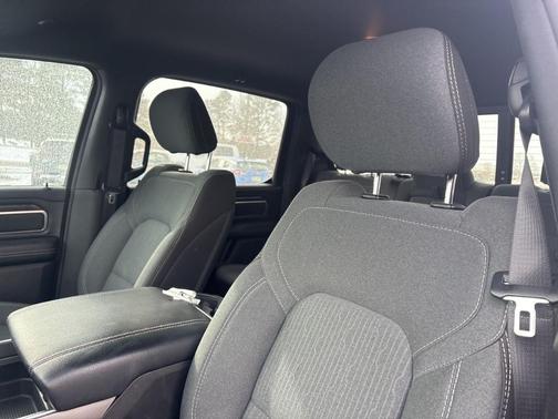 2024 RAM 1500 Big Horn/Lone Star