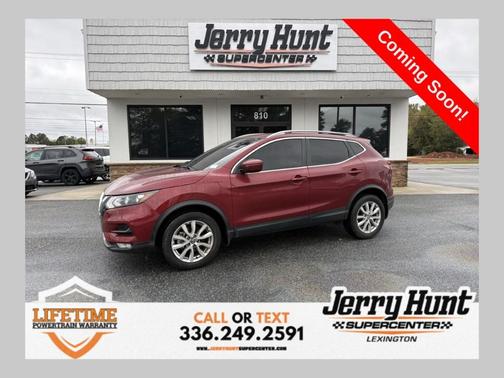 2022 Nissan Rogue Sport SV