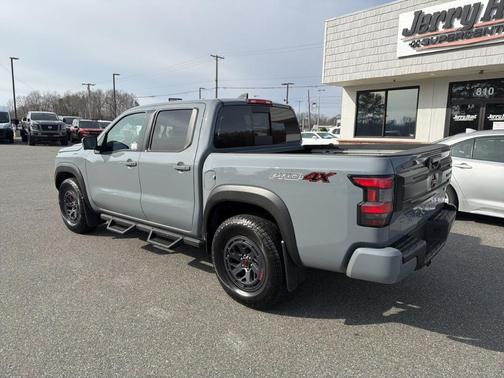 2025 Nissan Frontier PRO-4X