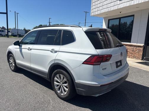 2018 Volkswagen Tiguan 2.0T SE